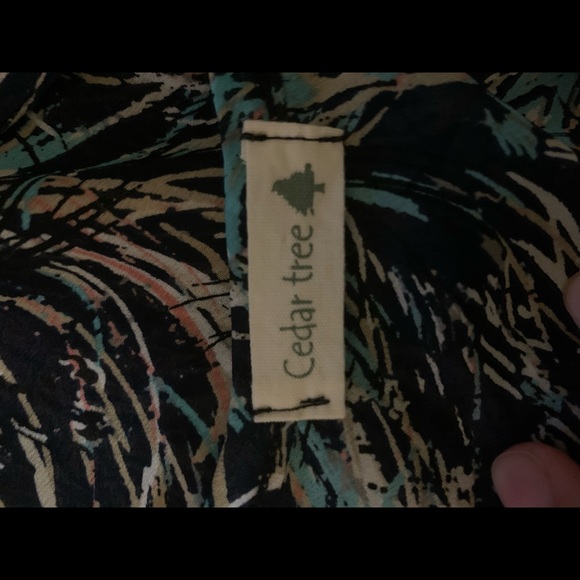 Cute & Colorful Blouse - Picture 3 of 3